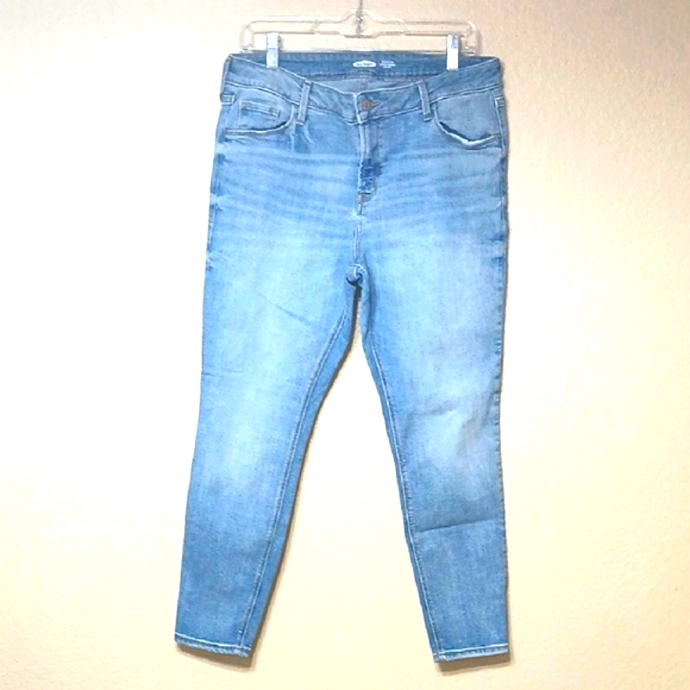5--Old Navy ( Rockstar Super Skinny) Jeans